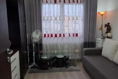 Apartament cu 2 camere decomandat în Central - 3