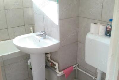 Apartament cu 2 camere decomandat Ploie?ti Intrarea Polux. 55000 Neg. - 10