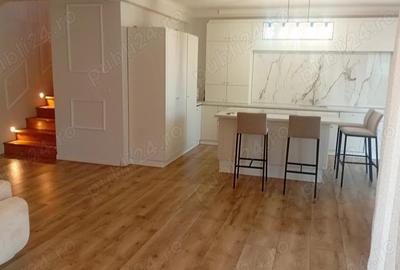 Casă cu 5 camere cu Teren 375 Mp în Central