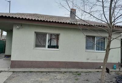 Casa cu teren generos de vanzare in Corbu - 2