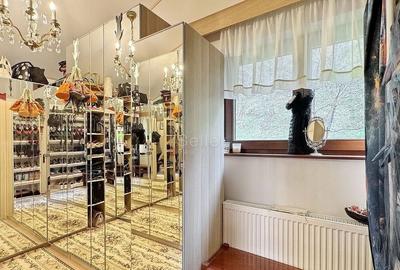 Casă cu 7 camere cu Teren 1295 Mp în Schei - 11