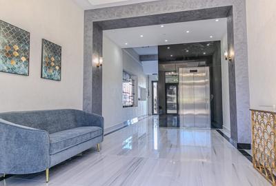 *UNITY REAL ESTATE* Apartament PREMIUM 3 camere - decomandat - 2