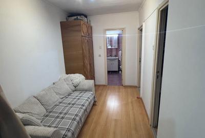Apartament cu 3 camere decomandat în Central - 3