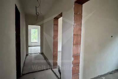 Casă cu 4 camere cu Teren 2997 Mp în Baciu - 3