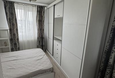 Apartament cu 3 camere decomandat în Berceni