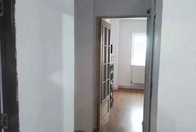 Apartament cu 3 camere decomandat în Agigea - 18