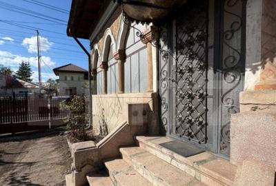 Casa de vanzare pentru renovare sau demolare zona pre - 2