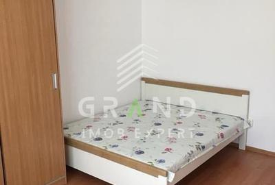 Apartament cu 2 camere semidecomandat, mobilat în Bună Ziua