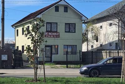 Casă cu 4 camere cu Teren 700 Mp în Central - 3