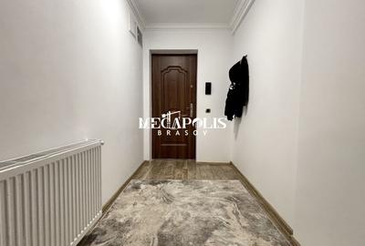 Apartament cu 3 camere decomandat în Tractorul - 23