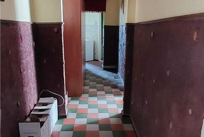 Apartament cu 4 camere semidecomandat în Copou - 2
