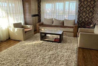 Casă cu 6 camere în Casa de Cultură