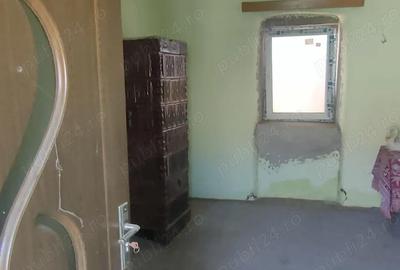 Casă cu 3 camere cu Teren 1125 Mp în Parța - 14