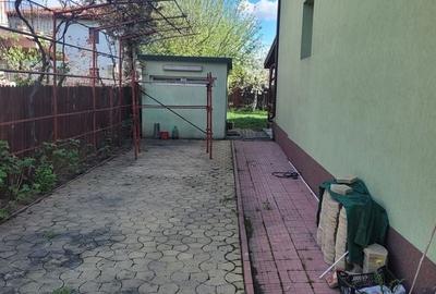 Casă individuală cu 6 camere cu Canalizare în Nord - 3