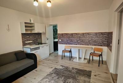 Vila cu 10 camere,pretabil compartimentare in 2 unitati separat,ASTRA. - 2