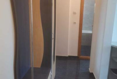 Apartament cu 2 camere decomandat în 5 Călărasi - 4