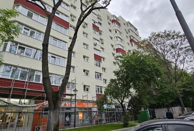 Apartament cu 4 camere semidecomandat în Olteniței - 1