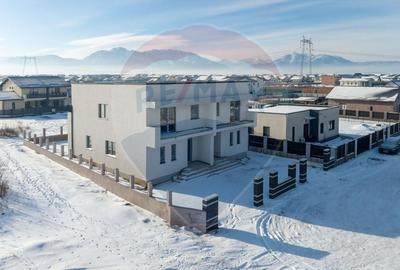 Duplex cu 4 camere cu Teren 175 Mp în Tărlungeni - 5