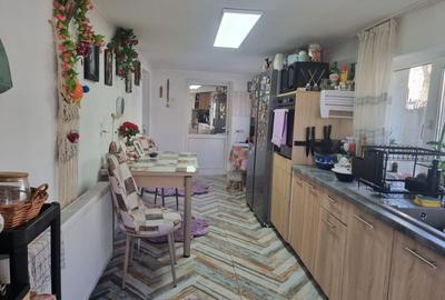 Casă individuală cu 4 camere cu Canalizare în Est - 6