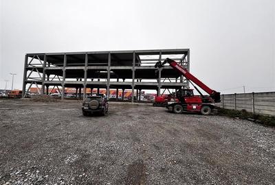 Spațiu comercial, de 1,800 mp, în Centura - 12