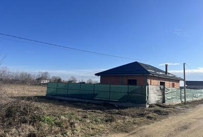 Teren de 574 mp, în Bradu - 6