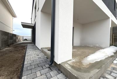 Duplex 4 camere, 110mp utili, 260mp teren, asfalt - Mosnita Noua - 17