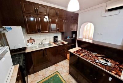 Apartament cu 3 camere decomandat în Eminescu