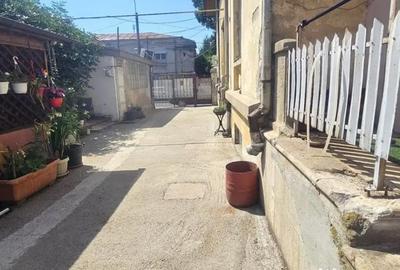 Casă cu 2 camere cu Teren 94 Mp în Gării - 1