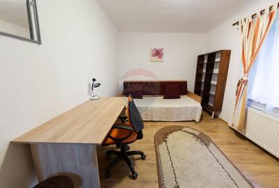 Casa individuala cocheta, 1 dormitor, renovata, Str. Lunga - Central Casa individuala cocheta, 1 dormitor, renovata, Str. Lunga - Central - 12