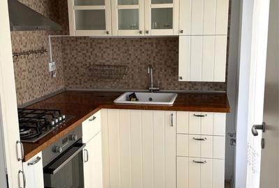 Apartament cu 2 camere decomandat în Ștefăneștii de Jos - 3