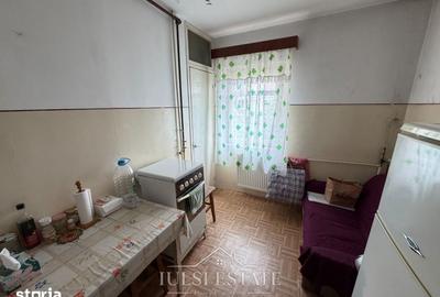 Apartament cu 3 camere decomandat în Cantacuzino - 11