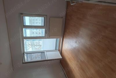 Apartament cu 3 camere decomandat în Central - 4