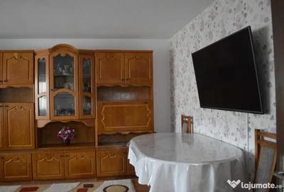 Apartament cu 2 camere decomandat în Obcini