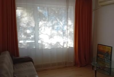 Garsonieră decomandată în 1 Mai - 3