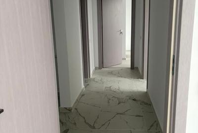 Apartament cu 3 camere decomandat în Titan - 3