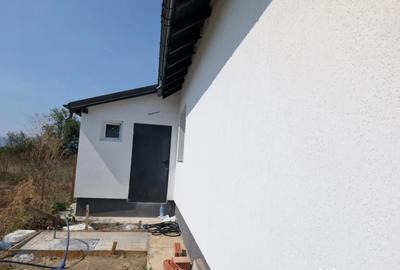 Casă cu 3 camere cu Teren 400 Mp în Central - 9