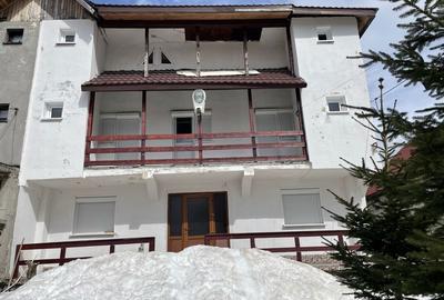 Casă cu 4 camere în Central - 5