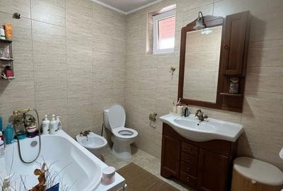 Casă cu 3 camere cu Teren 150 Mp în Cetate - 10