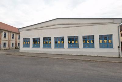 Spatiu comercial volatil - de inchiriat - vad excelent stradal - Sibiu - 1