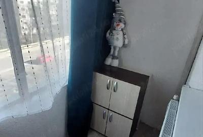 Apartament cu 3 camere decomandat în Orizont - 1