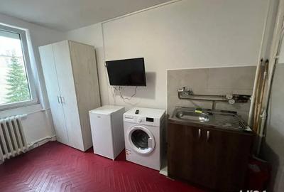 Proprietar, vand garsoniera zona Medicinei