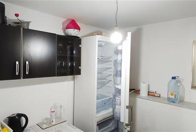 Casă individuală cu 4 camere cu Canalizare în Est - 9