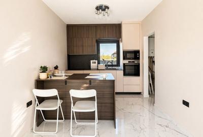 Casă cu 4 camere cu Canalizare în Dumbrăvița - 3