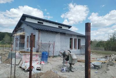 Casă cu 4 camere cu Teren 565 Mp în Priseaca - 17