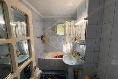 Apartament 3 camere , decomandat in 1Mai - Comision 0% - 11