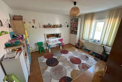 Casă cu Teren 1000 Mp în Central - 11