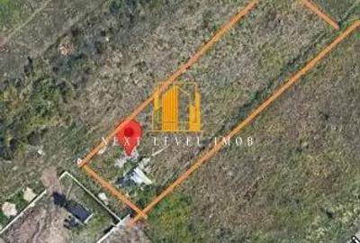 Teren de 1000 mp, în Central