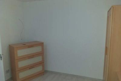 Garsonieră decomandată în Vitan