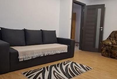 Garsonieră decomandată, mobilată în Unirii