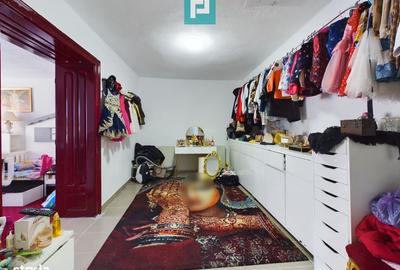 Casă cu 3 camere cu Teren 1065 Mp în Central